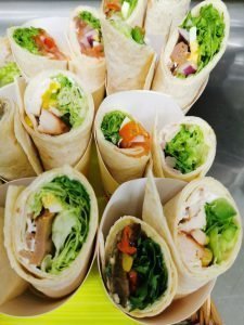 Wraps met kip en groenten